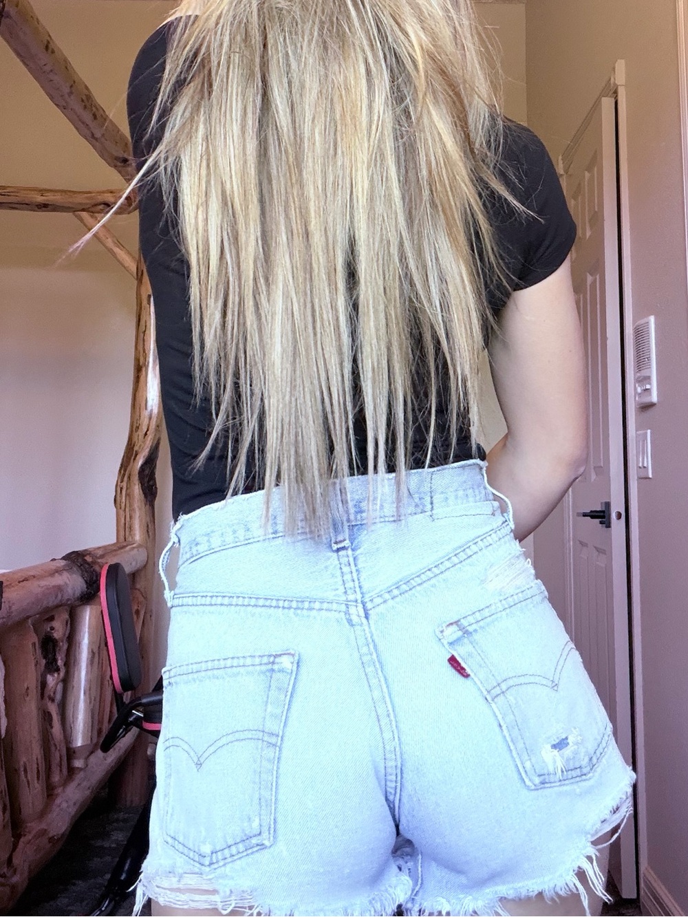 Vintage high waisted 501 Levi’s jean shorts